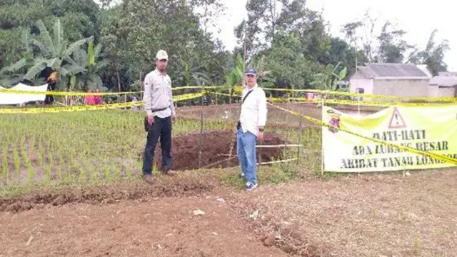 Lubang Raksasa