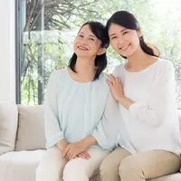 Menjalin hubungan baik dengan mertua./Copyright shutterstock.com