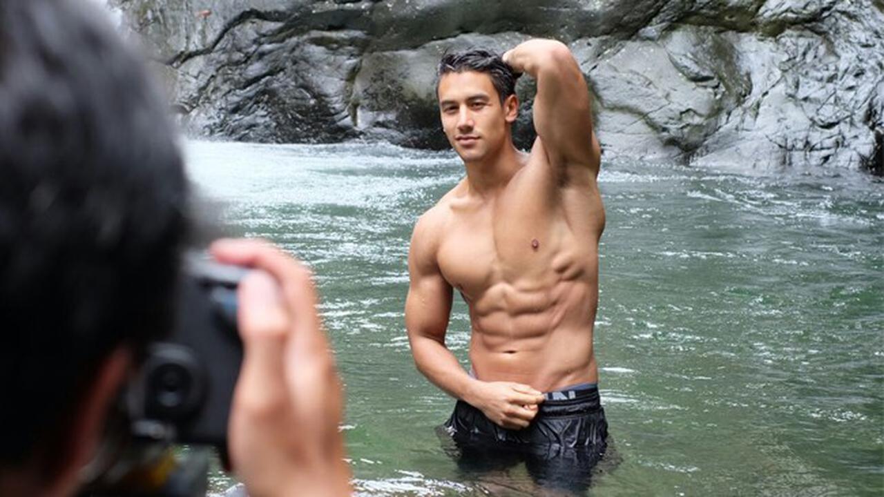 Malaikat Tak Bersayap di Curug Putri Kencana