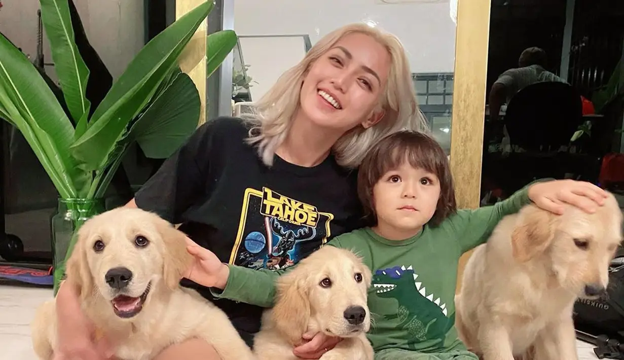 Jessica Iskandar (Instagram/inijedar)