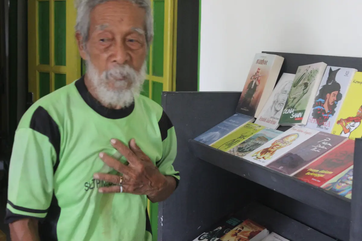 Soesilo Toer (82), adik kandung Pramoedya Ananta Toer (Ahmad Adirin/Liputan6,com)