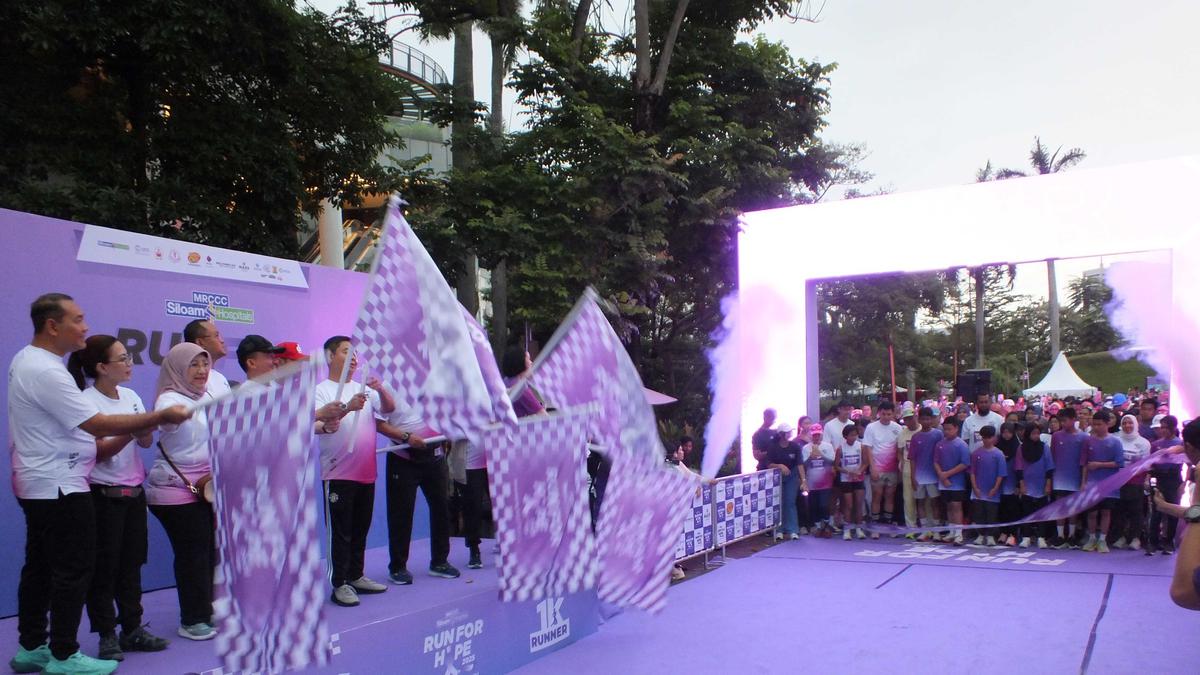Ribuan Pelari dan Ratusan Penyintas Bersatu di MRCCC Run For Hope 2025, Lari Jadi Simbol Harapan