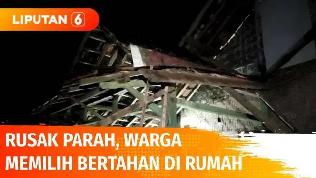 Rumah rusak parah hingga kamar yang biasa ditiduri sang anak pun ambruk tertimpa material bangunan, keluarga Uning, korban gempa di Pandeglang tetap memilih bertahan. Hal ini dilakukan demi menjaga harta benda yang dimiliki.