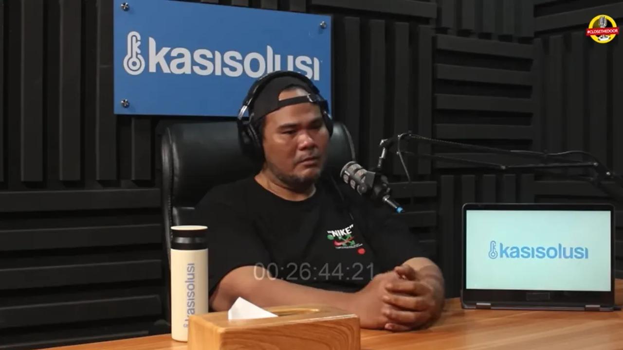 Fahmi Bo mengaku jika dirinya pernah melakukan sebuah kesalahan fatal kepada anak-anaknya.<br>