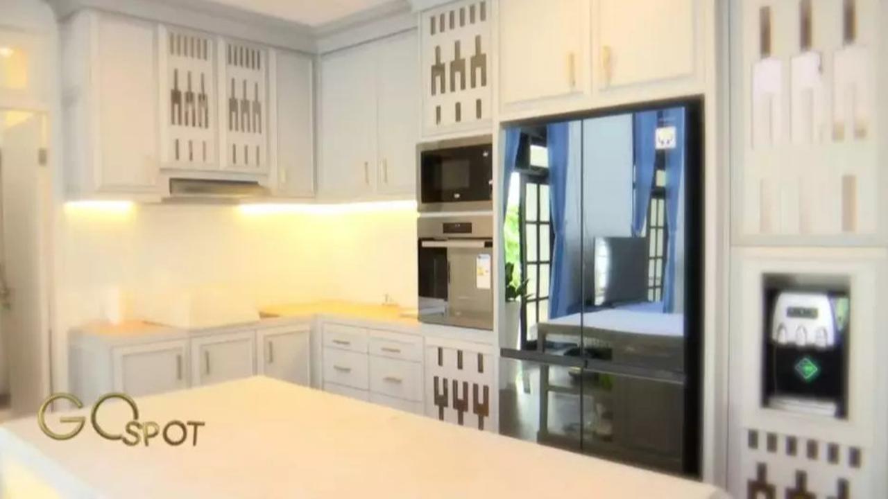 5 Potret Dapur di Rumah Eza Yayang, Mewah Bergaya American Style - Setiap Sudut Estetik Bikin Betah Masak