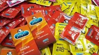 Gara-gara mengira bungkus snack yang dibeli sang istri sebagai kondom, seorang suami menggugat cerai pasangannya sendiri.