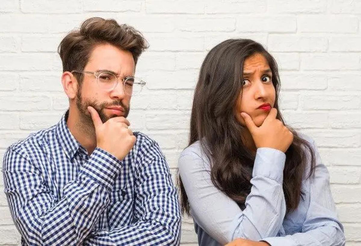 Lima Tanda Pria Jatuh Cinta, Bukan Hanya Karena Wajah Cantikmu