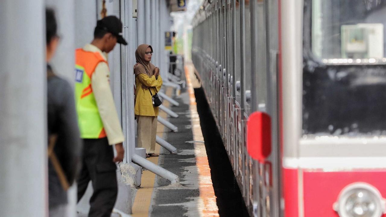 Pemerintah Janji Subsidi KRL Berbasis NIK Tak Bakal Diterapkan 5 Tahun ke Depan