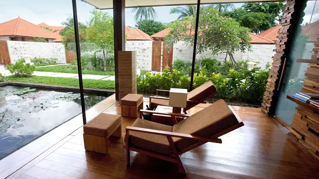 Rumah dengan pemandangan indah dan cantik