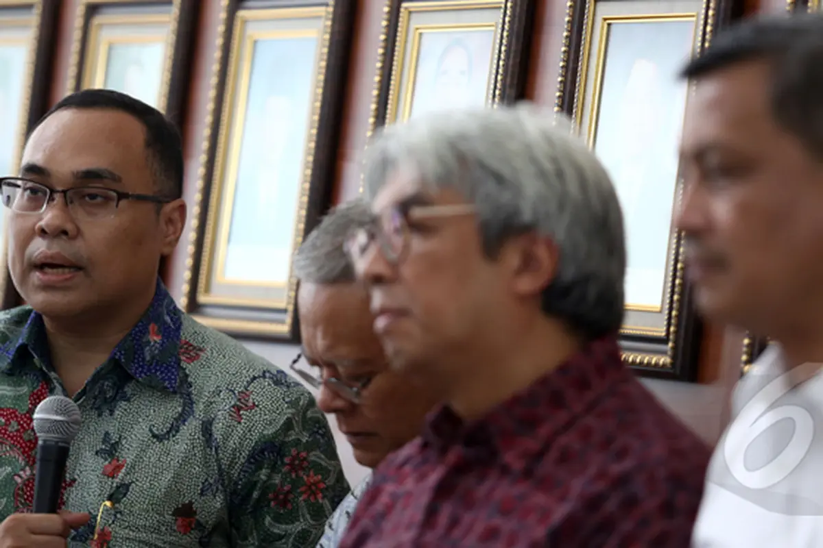 Tim 9 Gelar Konferensi Pers Usai Bertemu Jokowi