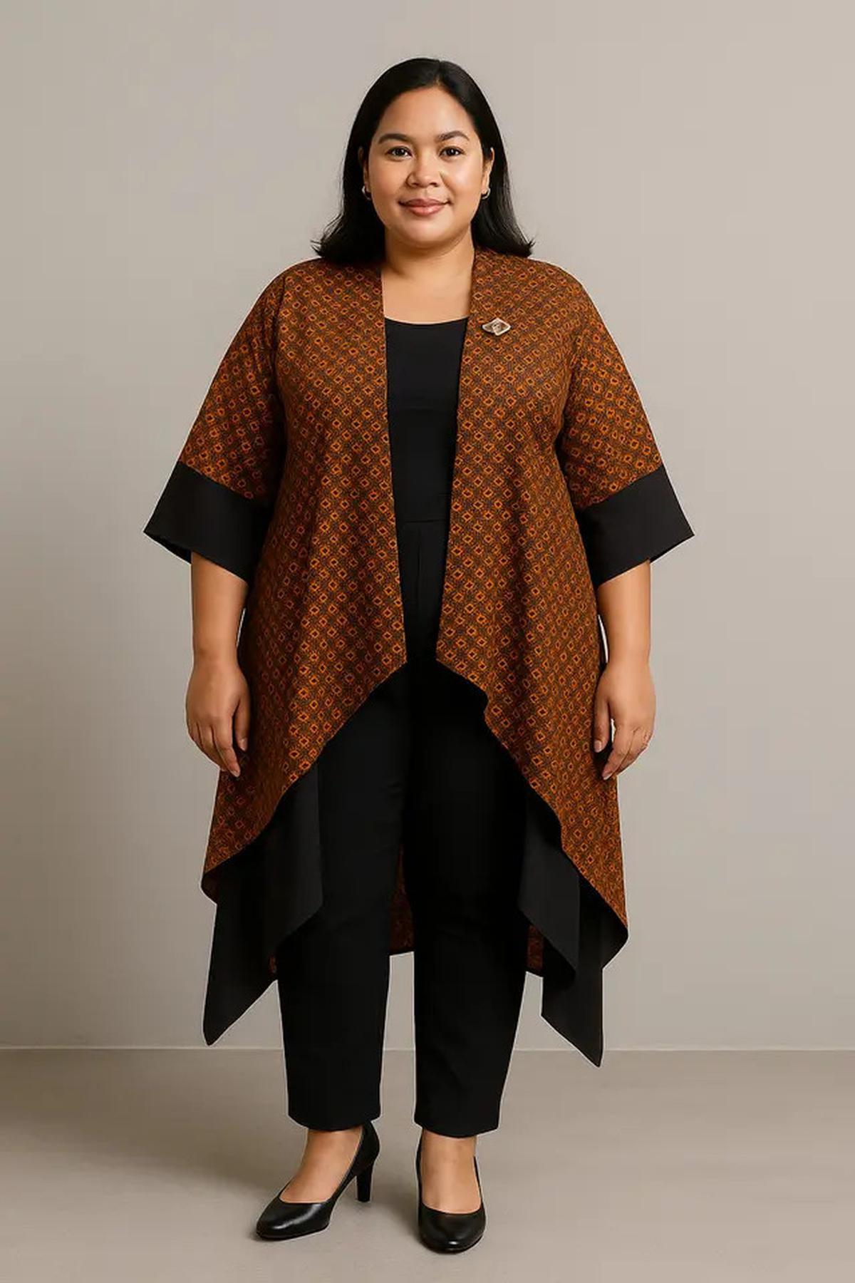 7 Model Baju Batik Wanita Gemuk agar Terlihat Ramping, Rahasia Siluet Elegan tanpa Diet Ketat