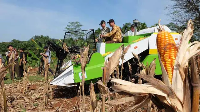 Dorong Generasi Muda Turun Lapangan, Mentan Luncurkan 3 Alsintan