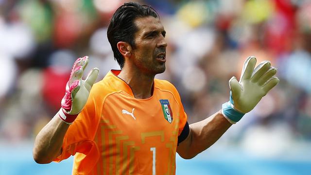 Ini Tujuh Pesepak Bola Paling Tua yang Tampil di Piala Dunia 2014