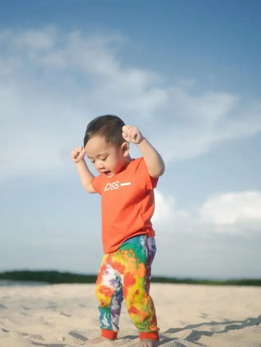 Rayyanza pun terlihat sangat menggemaskan [instagram/raffinagita1717]