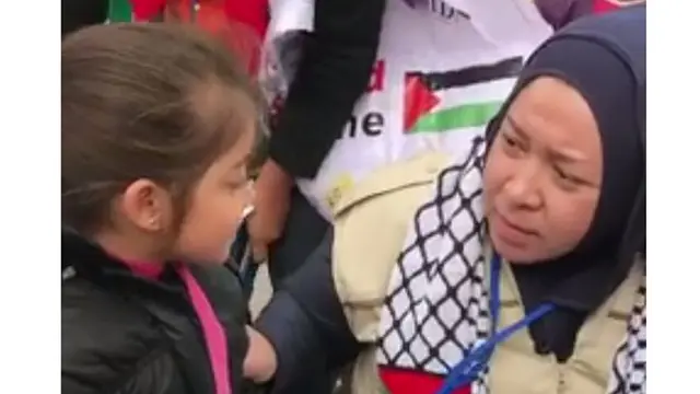 [Bintang] Melly Goeslaw di Palestina