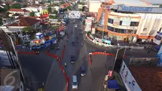 Suasana arus balik lancar dari arah Pekalongan ke Brebes Exit di kawasan Simpang Maya, Tegal, Jawa Tengah, Minggu (10/7). Usai diberlakukan Contra flow, arus kendaraan dari Simpang Maya ke Brebes Exit dan Pantura lancar. (Liputan6.com/Herman Zakharia)
