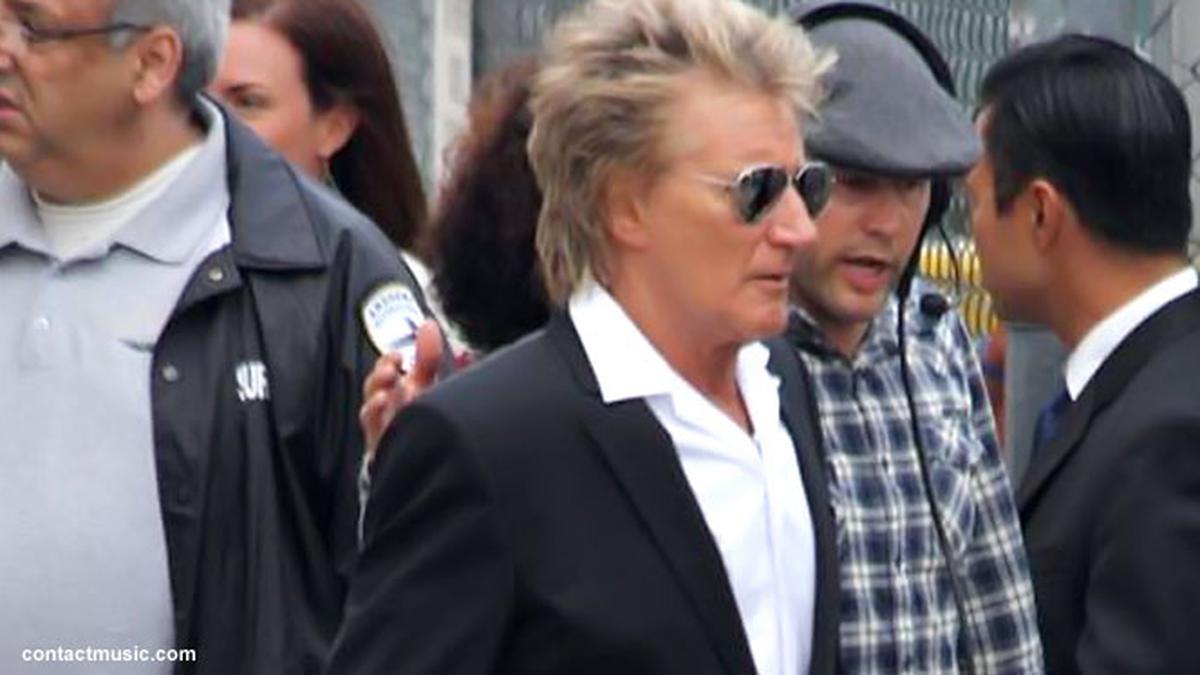 Setelah 34 Tahun, Rod Stewart Kembali Jadi `Raja` di Inggris