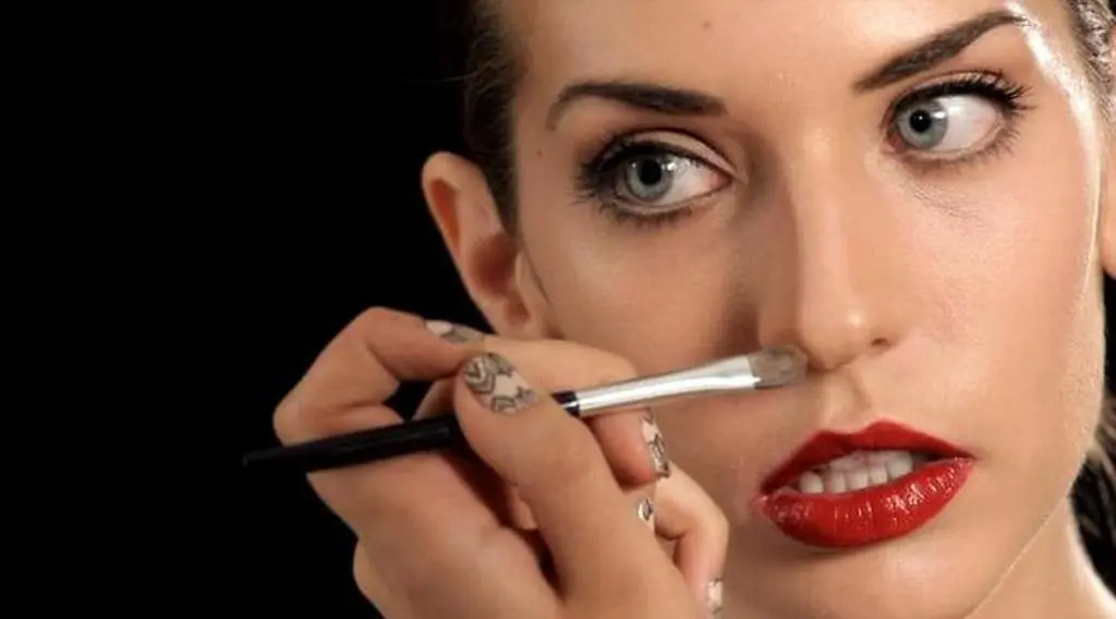 Ilustrasi shading hidung. (Sumber foto: boldsky.com)