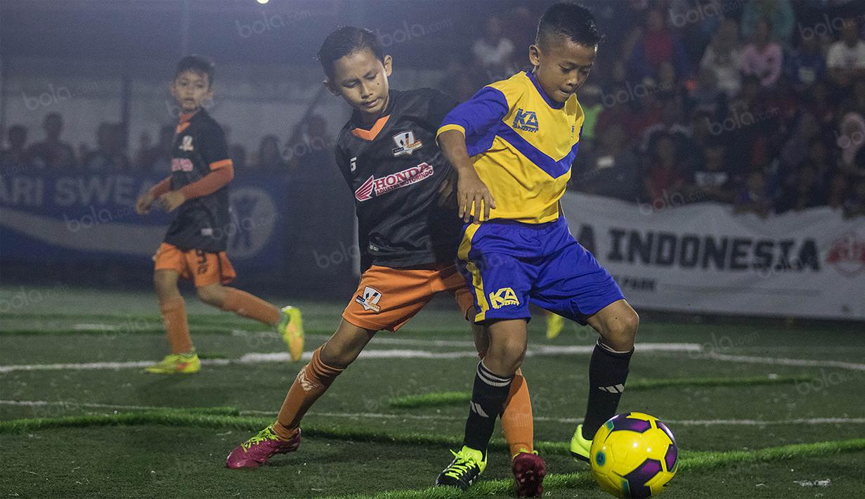 Villa 2000 bertemu Indocement pada laga final turnamen Championship di Liga Bola Indonesia. (Bola.com/Vitalis Yogi Trisna)