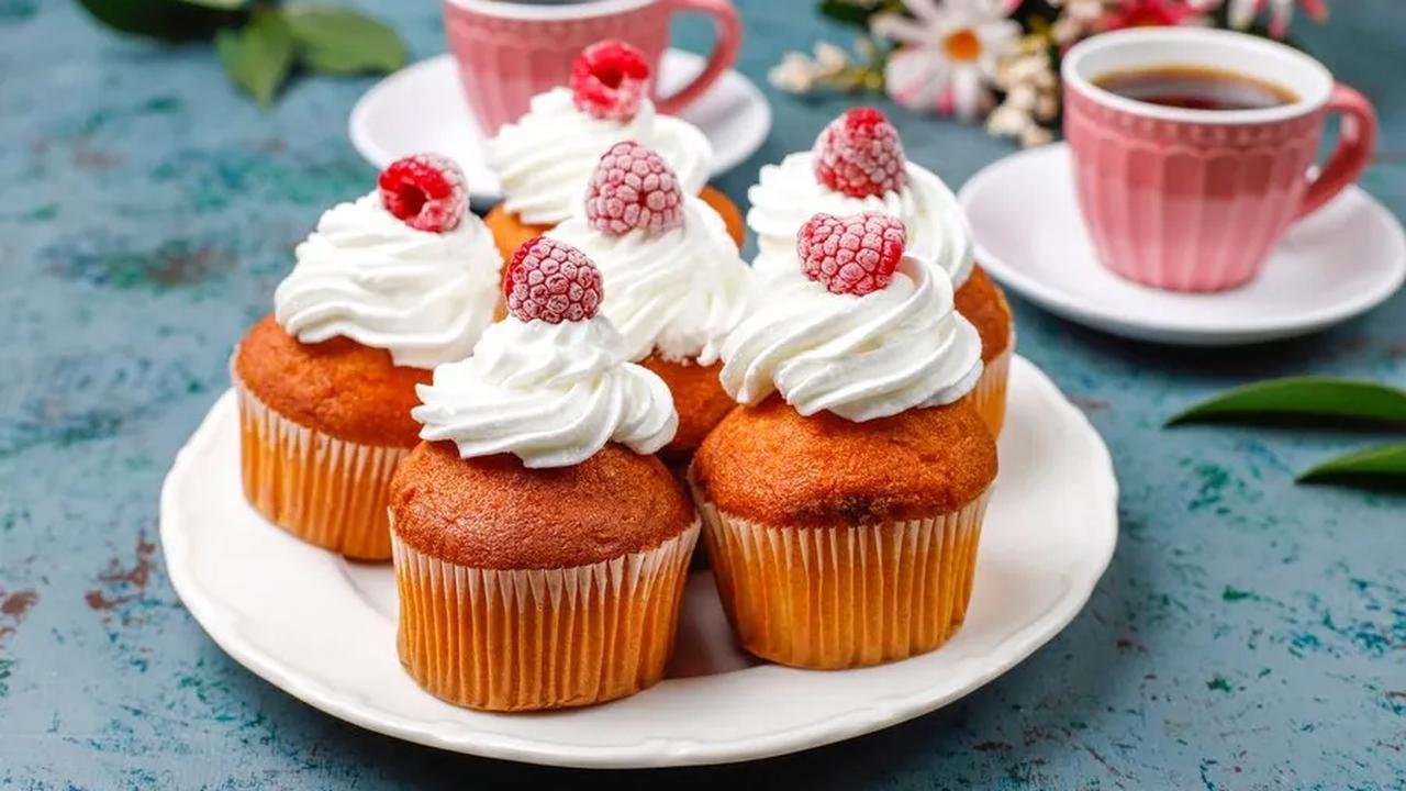 3. Cupcake vs Muffin: Perbedaan dalam Metode Pencampuran