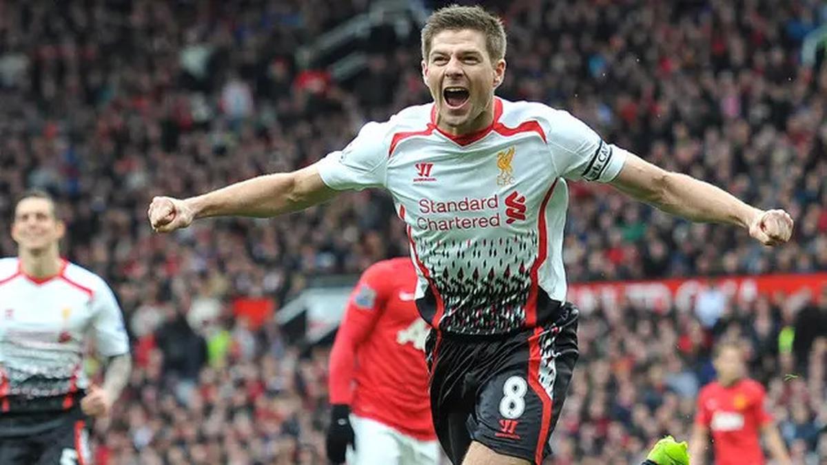 10 Pesepak Bola Paling Loyal Sepanjang Sejarah Sepak Bola Inggris: Kesetiaan Tak Bisa Dibeli dengan Uang