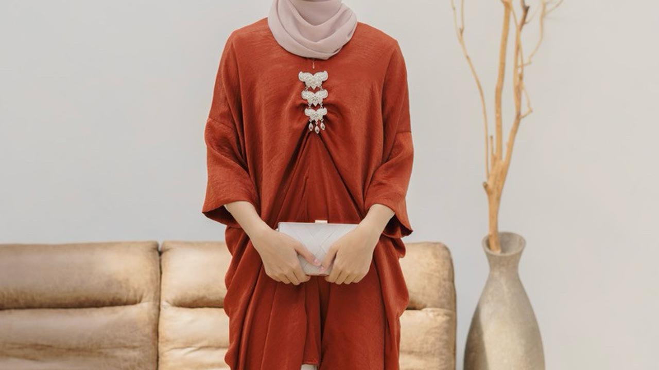 ilustrasi tunik kaftan