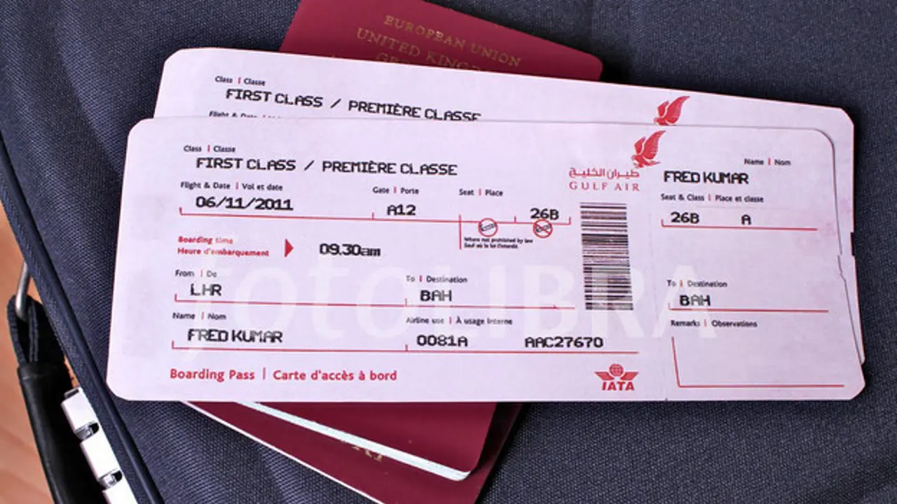Ternyata Kamu Harus Menyobek 'Boarding Pass' Setelah Digunakan