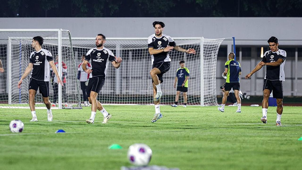 Media Vietnam Soroti 'Berita Sedih' Timnas Indonesia: Pemain Naturalisasi Garuda Kini Tanpa Klub!
