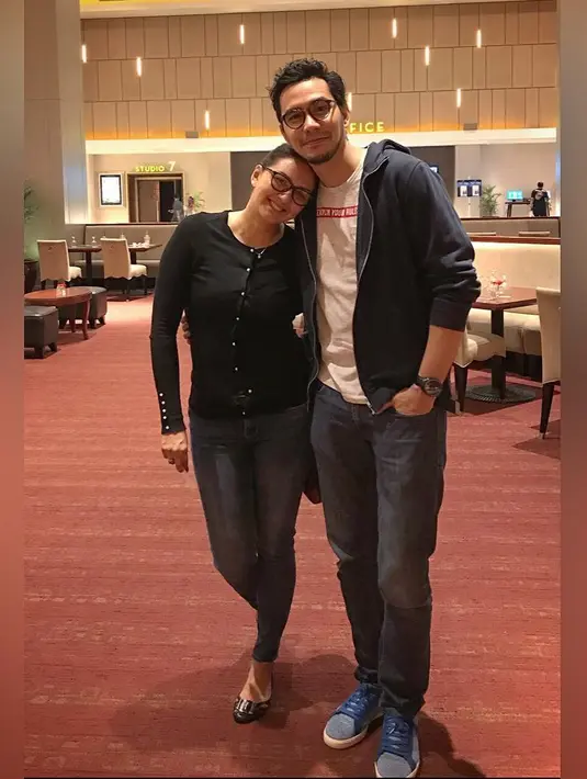 (Instagram/darius_sinathrya)