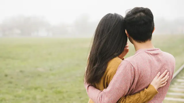 Mengenal Teori Rubber Band, Kenapa Pria Sering Menjauh? (freepik)