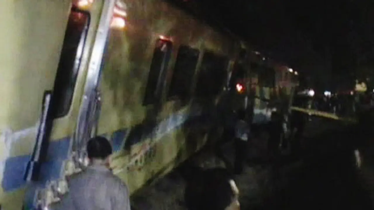 (Lip6pagi) kereta api sidoarjo