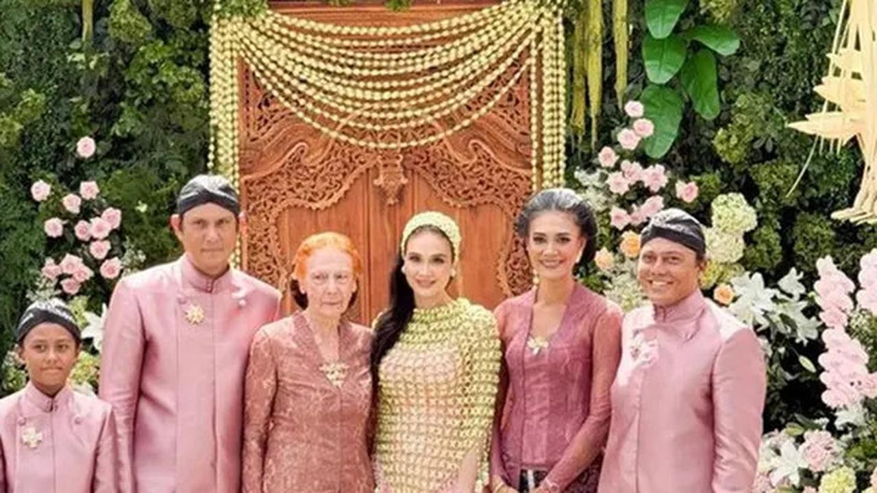Momen Siraman Luna Maya dan Maxime Bouttier Kental Tradisi Jawa dan Nuansa Bali, Penuh Makna dan Filosofis