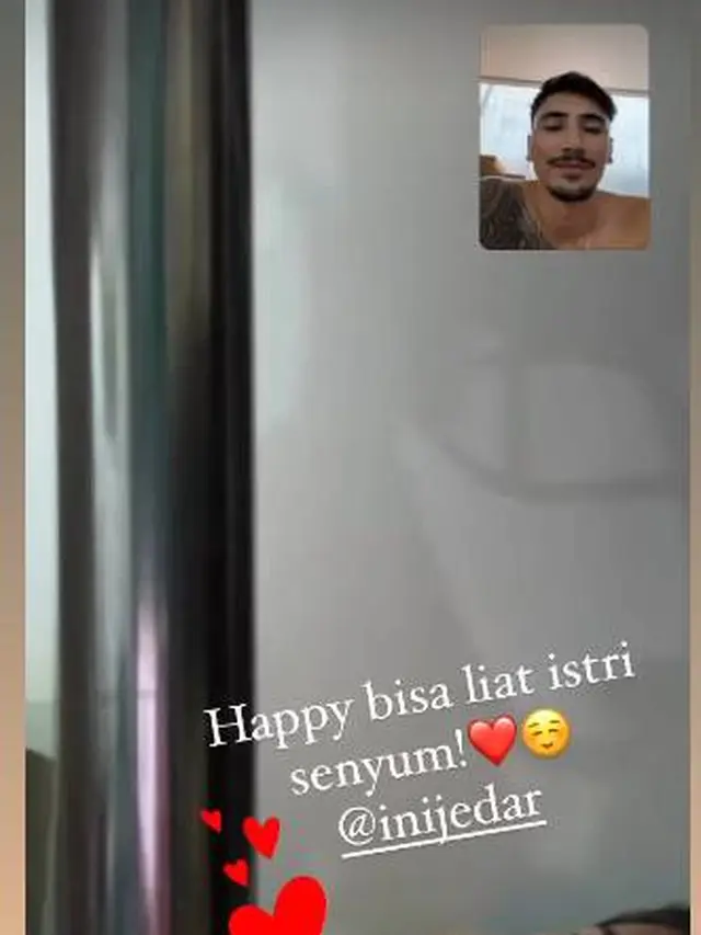 6 Potret Kondisi Jessica Iskandar dan El Barack yang Terbaring Lemah di Rumah Sakit