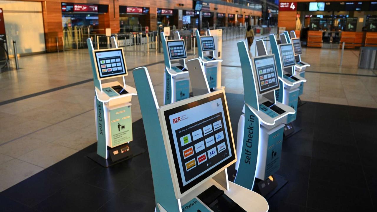 Bandara-Bandara di Jerman Lumpuh Akibat Aksi Mogok Kerja 24 Jam