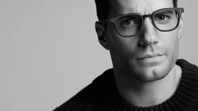 [Bintang] Henry Cavill