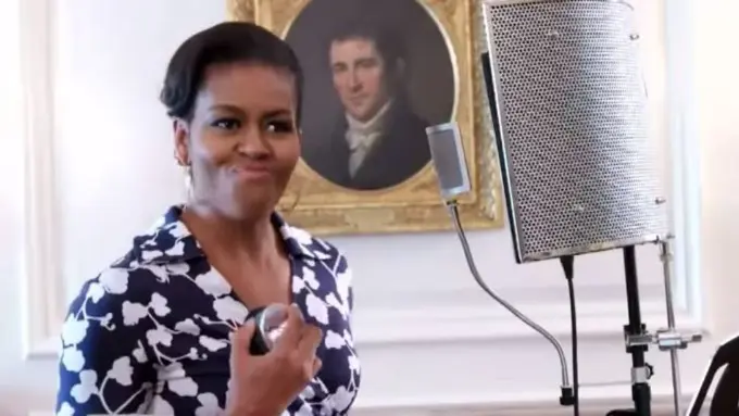 Iriana Jokowi Naik Pesawat Ekonomi, Michelle Obama Nge-Rap