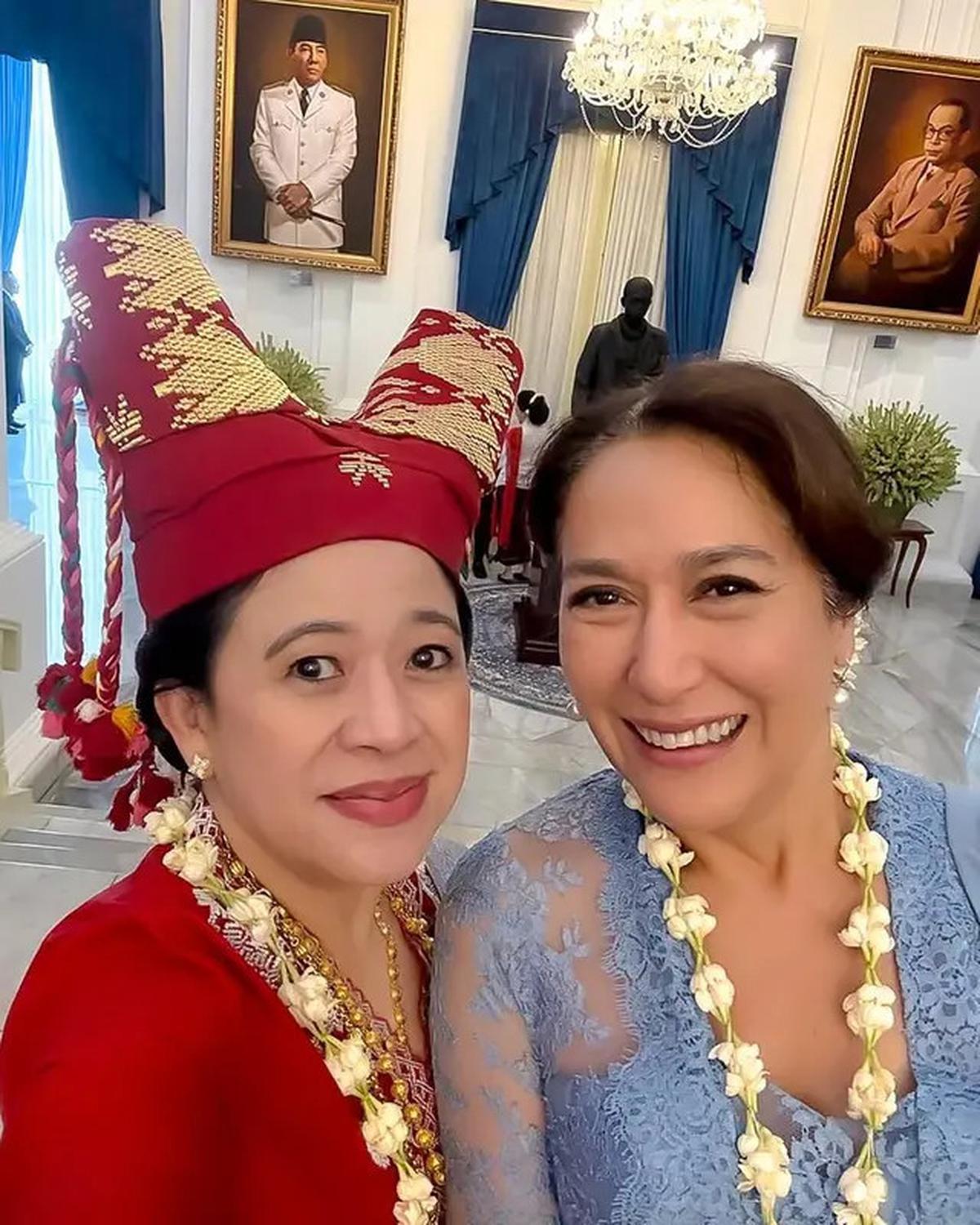 6 Potret Kartika Sari Dewi Soekarno Berkebaya Biru Hadiri HUT RI di Istana Merdeka