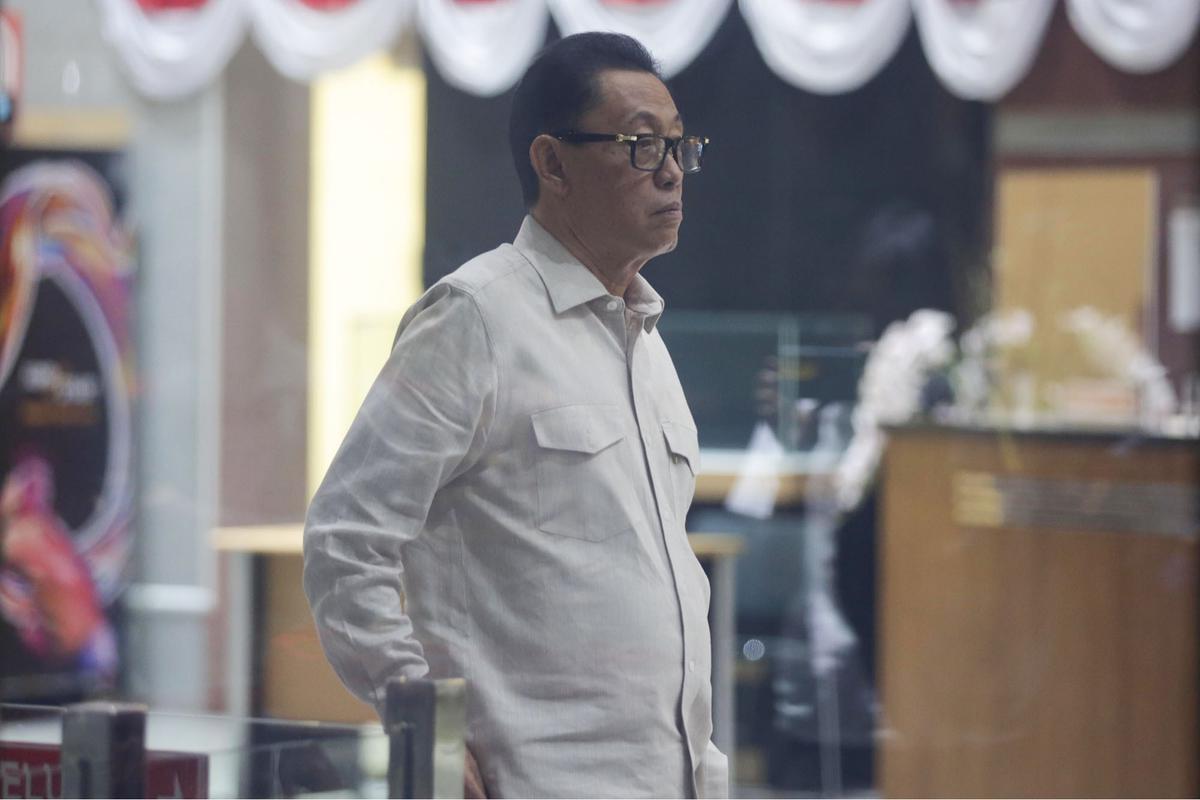 FOTO:  Eks Anggota BPK Ahmadi Noor Supit Diperiksa KPK Terkait Dugaan Korupsi Iklan Bank BJB