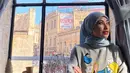 Unggah foto USG, Annisa Trihapsari umumkan hamil anak kedua dari pernikahannya dengan Sultan Djorghi pada April 2022 di usia 45 tahun. 3 bulan berselang tepatnya pada Juli 2022, artis senior yang masih aktif di dunia seni peran ini bagikan kabar duka bahwa ia alami keguguran. Diketahui penyebab Annisa Trihapsari keguguran dikarenakan kelelahan. Mengetahui kandungan tak bisa diselmatkan, bintang sinetron Indah Kasih Bunda ini berusaha ikhlas. (Liputan6.com/IG/@djorghisultan)