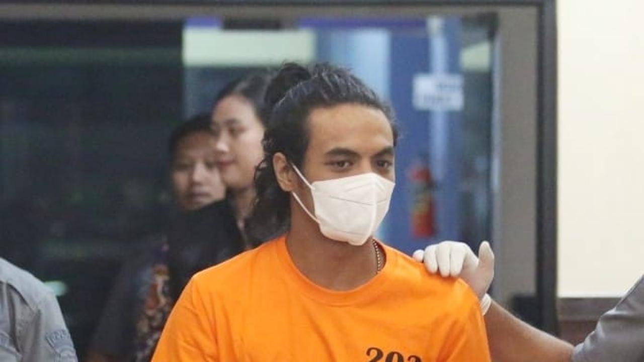 Menangis dalam Tahanan di Hari Ulang Tahun, Vadel Badjideh: Mama Maafin Ya