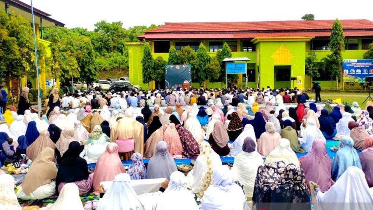 Ratusan Jamaah Penuhi Halaman UMPB, Shalat Idul Fitri Muhammadiyah Manokwari Berlangsung Khidmat