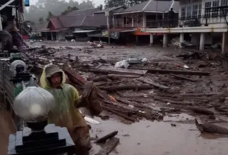 Sejumlah rumah warga di Jorong Toboh, Nagari Malalak Timur, Kecamatan Malalak, Kabupaten Agam, Sumatera Barat, rusak parah sudah diterjang banjir bandang. (Liputan6.com/ Dok Ist)