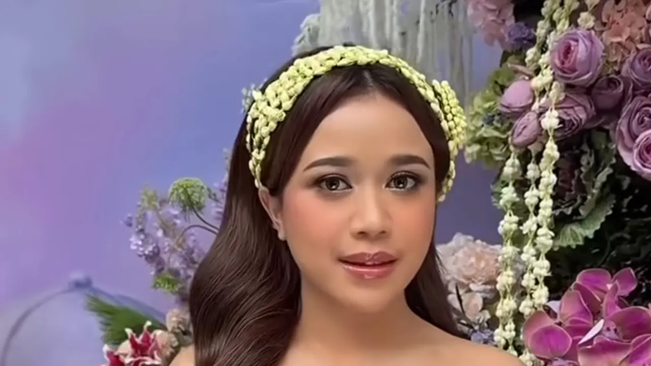 Brisia Jodie saat siraman jelang pernikahan tampil elegan. [@marlenehariman]