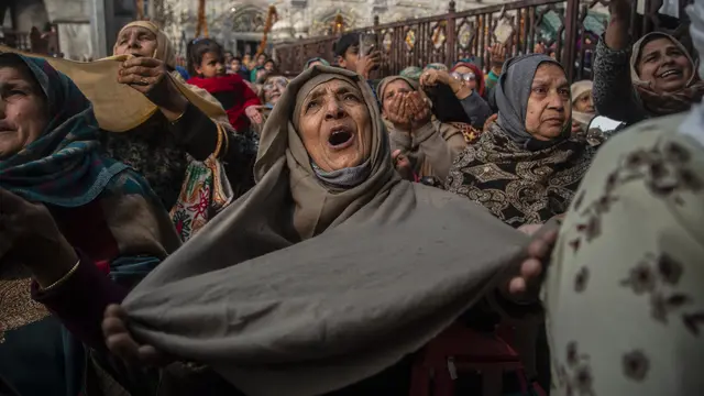Ratusan Umat Muslim Kashmir Berdoa untuk Syekh Abdul Qadir Jaelani