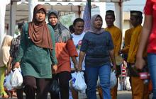 Jelang puasa, warga serbu sembako murah