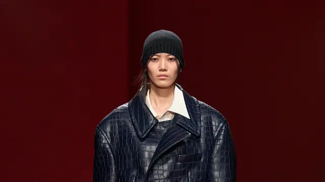 Brutalisme dan Sensualitas Milan Jadi Inspirasi Koleksi Bottega Veneta di Milan Fashion Week 2026