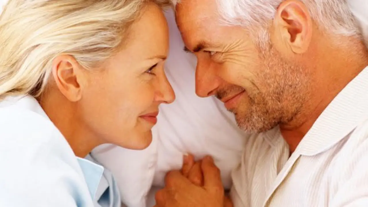 Bercinta Reguler di Kala Menopause Bikin Mood Stabil