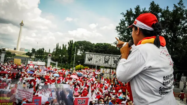 20160920-Tuntut Status PNS, Ribuan Bidan Unjuk Rasa di Depan Istana Negara-Jakarta