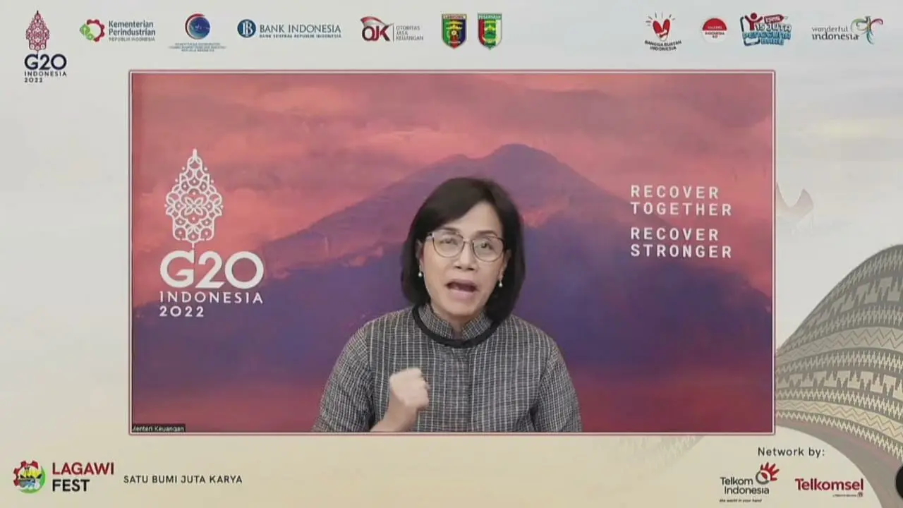 Menteri Keuangan (Menkeu) Sri Mulyani Indrawati di acara Puncak Acara Gerakan Nasional Bangga Buatan Indonesia LAGAWIFEST 2022, di Lampung, Kamis (23/6/2022).