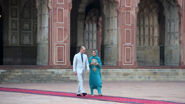 Kate Middleton Kunjungi Masjid Pakistan